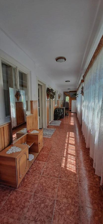 Hotel Kerekes Vendeghaz Rimetea Exteriér fotografie