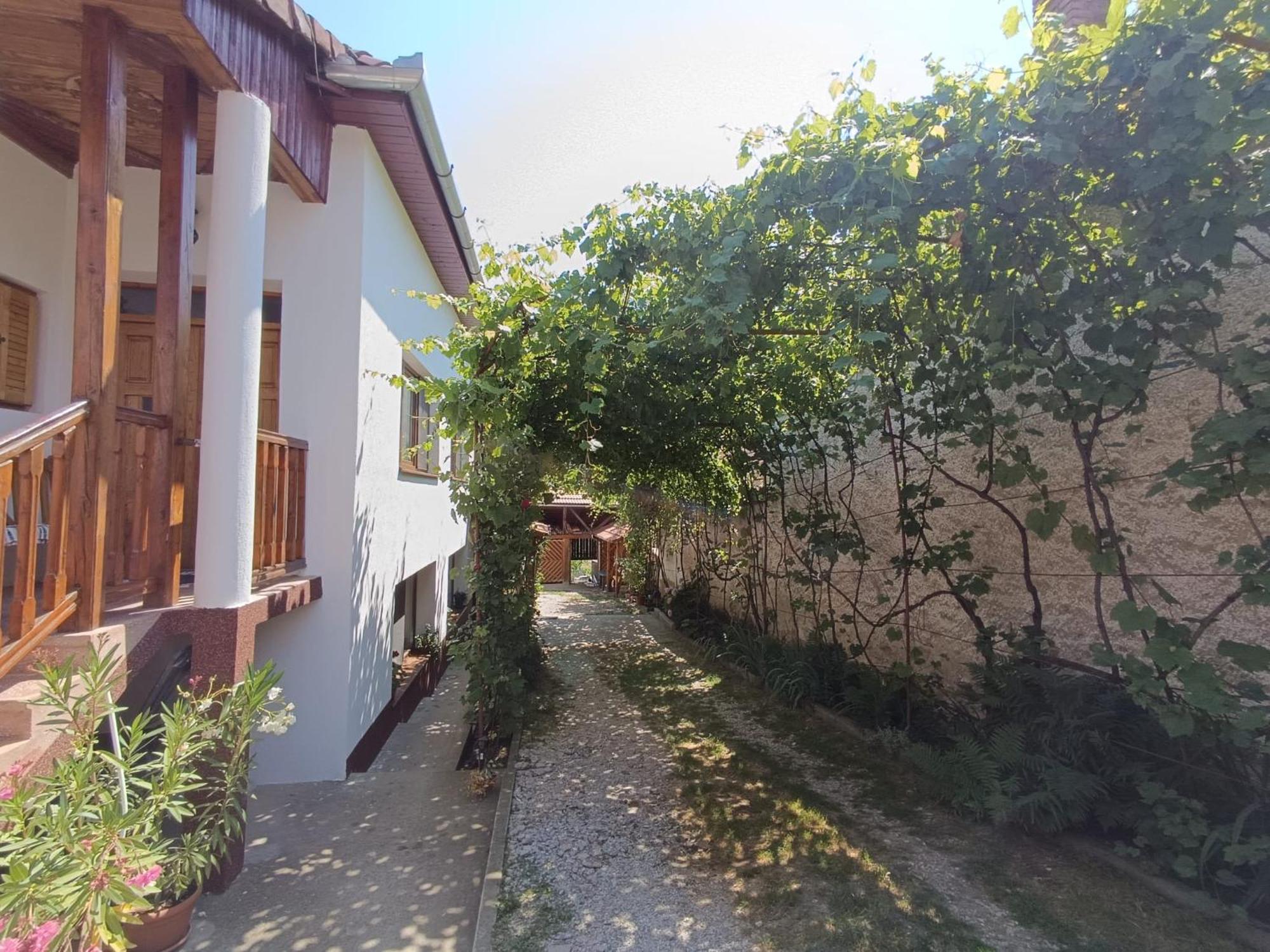 Hotel Kerekes Vendeghaz Rimetea Exteriér fotografie